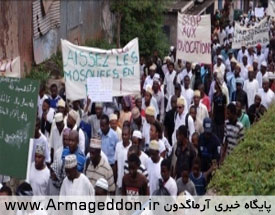 اعتراض مسلمانان فرانسوی به هتک حرمت مسجد «مایوت»