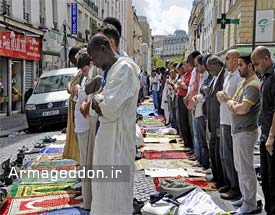 ممنوعیت اقامه نماز در خیابان‌ توسط شهردار فرانسوی